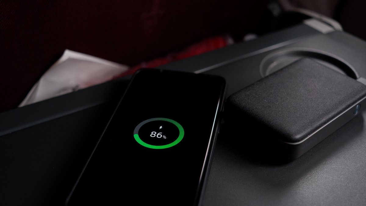 Anker calls over 1.1 million power banks for fire risk