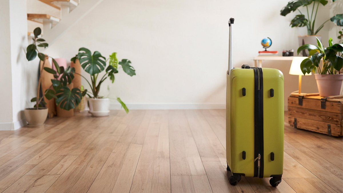 iPhone apps for the trip: two dozen tips
