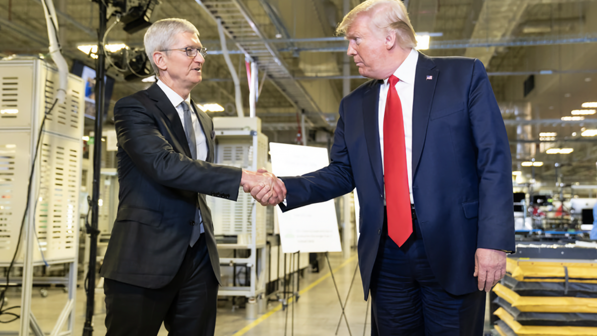 Apple vs. US government in iPhone production: "Tim Cook just doesn't do it"