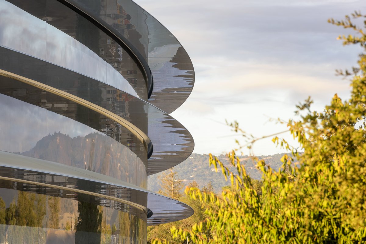 Charge: Ex-Apple employee Stahl supposedly vision-pro operating secrets