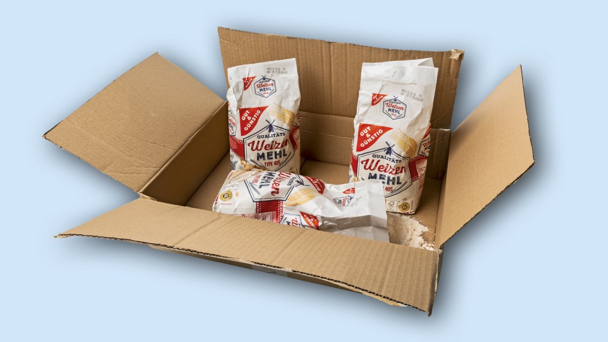 Flour instead of laptop: package service sentenced to compensation