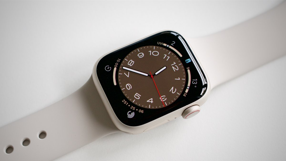 Apple Watch: Real redesign only next year?