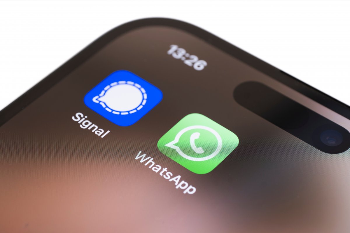 What WhatsApp and signal reveals despite encryption