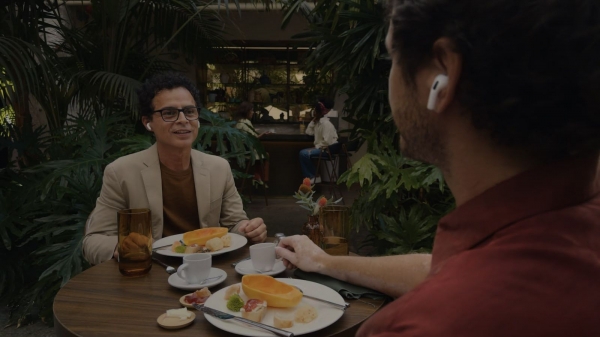 AirPods 4 and AirPods Pro 2 also receive real -time translation + maintained languages