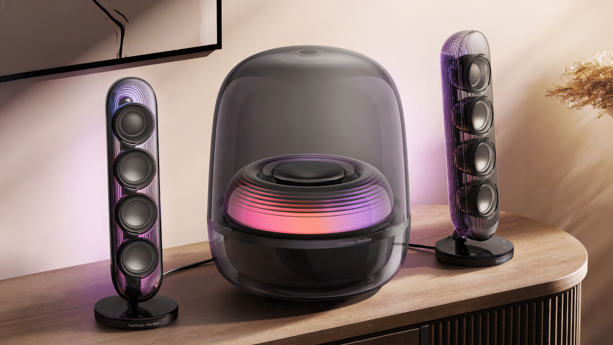 The cube look lives: Harman/Kardon puts on Soundsticks in version 5