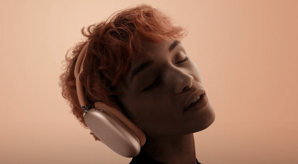 Tief cool compartment repairs Airpods Max - briefly