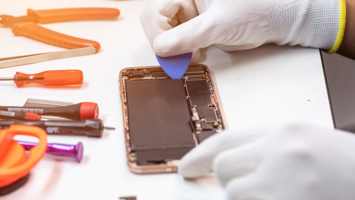 iPhone 17 Pro supposedly with better battery and higher display brightness