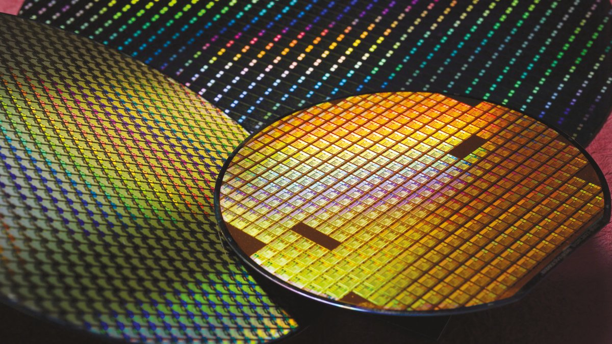 TSMC makes record sales and does not believe in bursting AI bubble